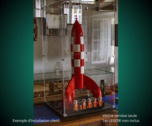 Vitrine pour LEGO® Ideas La fusée de Tintin® #21367 — Visuel complémentaire 3 Vitrine LEGO La fusée de Tintin® 21367