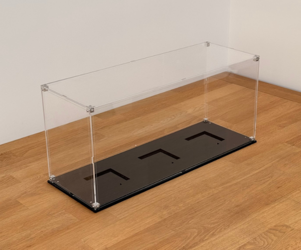 VitrineFactory - LEGO® - Visuel Page produit (12) Vitrine pour 3 casques LEGO®